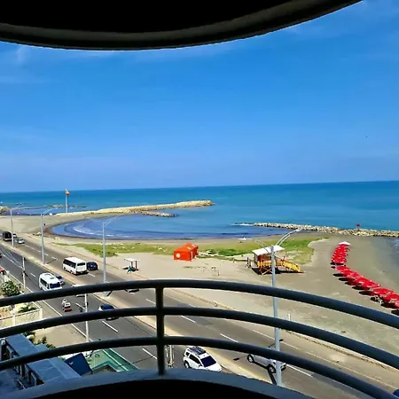 Relajacion Y Vista Al Mar En Hermoso En Apartment
